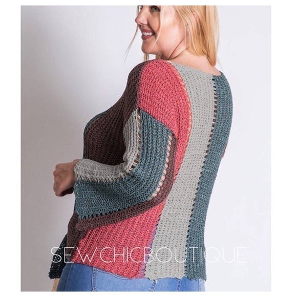 Plus Size Color Block Tie Front Sweater - Picture 2 of 4